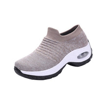 Load image into Gallery viewer, Women Sneakers Fashion Breathable Mesh Casual Shoes Platform Sneakers Men Platform Slip-On Sneakers Walking Running Shoes