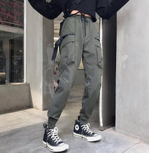 Load image into Gallery viewer, Hot Big Pockets Cargo pants women High Waist Loose Streetwear pants Baggy Tactical Trouser hip hop high quality joggers pants