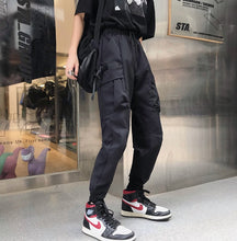 Load image into Gallery viewer, Hot Big Pockets Cargo pants women High Waist Loose Streetwear pants Baggy Tactical Trouser hip hop high quality joggers pants