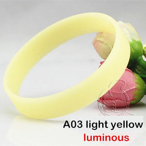 Never Give Up Glow In Dark Silicone Bracelet Men Women Teens Motivational Luminous Sport Rubber Wristband Hologram Cuff Bangle