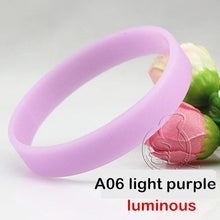 Load image into Gallery viewer, Never Give Up Glow In Dark Silicone Bracelet Men Women Teens Motivational Luminous Sport Rubber Wristband Hologram Cuff Bangle

