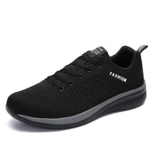 Load image into Gallery viewer, New Summer Lightweight Men&#39;s Casual Shoes Mesh Breathable Men Sneakers Comfortable Soft Men&#39;s Running Shoes Fashion Moccasins
