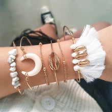 Load image into Gallery viewer, 7 Pcs/set Women Bracelets Boho Retro Shell Moon Star Crystal Beaded Gold Chain Bracelet Set Beach Fashion Bangle Jewelry
