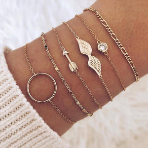 7 Pcs/set Women Bracelets Boho Retro Shell Moon Star Crystal Beaded Gold Chain Bracelet Set Beach Fashion Bangle Jewelry