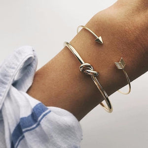 7 Pcs/set Women Bracelets Boho Retro Shell Moon Star Crystal Beaded Gold Chain Bracelet Set Beach Fashion Bangle Jewelry