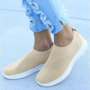 Women Casual Shoes Light Sneakers Breathable Mesh Summer knitted Vulcanized Shoes Outdoor Slip-On Sock Shoes Plus Size Tennis