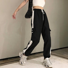 Load image into Gallery viewer, Hot Big Pockets Cargo pants women High Waist Loose Streetwear pants Baggy Tactical Trouser hip hop high quality joggers pants
