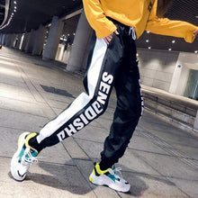 Load image into Gallery viewer, Hot Big Pockets Cargo pants women High Waist Loose Streetwear pants Baggy Tactical Trouser hip hop high quality joggers pants
