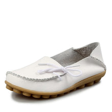 Load image into Gallery viewer, New Women Real Leather Shoes Moccasins Mother Loafers Soft Leisure Flats Female Driving Casual Footwear Size 35-44 In 24 Colors
