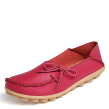 Load image into Gallery viewer, New Women Real Leather Shoes Moccasins Mother Loafers Soft Leisure Flats Female Driving Casual Footwear Size 35-44 In 24 Colors
