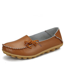 Load image into Gallery viewer, New Women Real Leather Shoes Moccasins Mother Loafers Soft Leisure Flats Female Driving Casual Footwear Size 35-44 In 24 Colors
