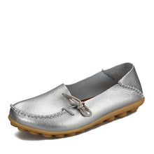 Load image into Gallery viewer, New Women Real Leather Shoes Moccasins Mother Loafers Soft Leisure Flats Female Driving Casual Footwear Size 35-44 In 24 Colors
